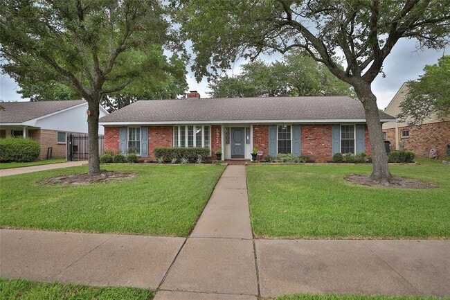5822 Cheena Dr in Houston, TX - Building Photo - Building Photo