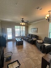 901 Charo Pky, Unit 727 in Davenport, FL - Foto de edificio - Building Photo