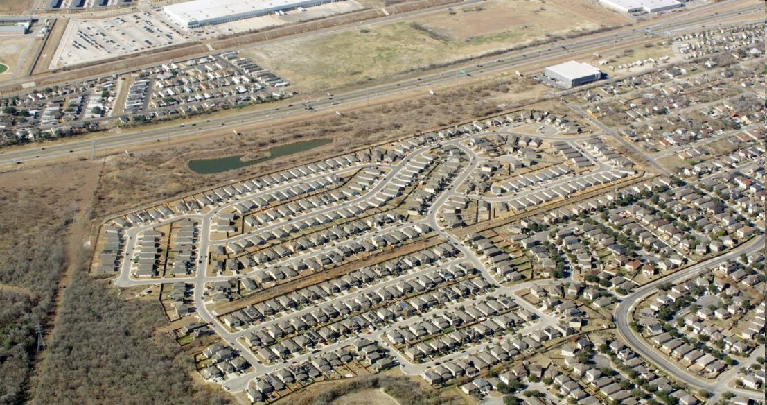 The Ridge at Salado Creek in San Antonio, TX - Building Photo