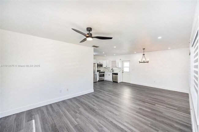 1706 S Le Jeune Rd in Coral Gables, FL - Building Photo - Building Photo