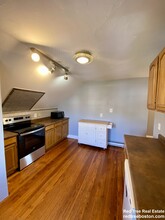 33 Coolidge Rd, Unit 3 in Boston, MA - Building Photo - Building Photo