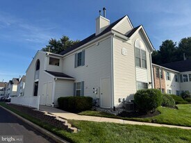 508B Ginger Dr in Mount Laurel, NJ - Building Photo