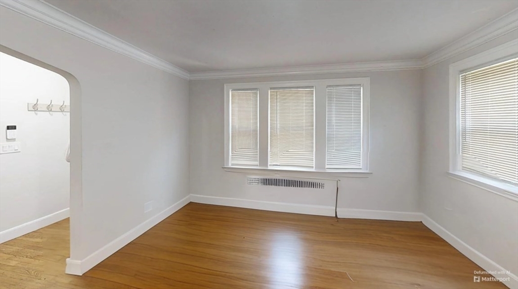 25 Greycliff Rd, Unit 1 in Boston, MA - Building Photo