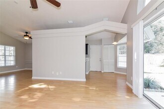 1208 Altoona Ave in Spring Hill, FL - Building Photo - Building Photo