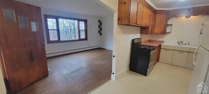 6140 NY-9G, Unit 1 in Hudson, NY - Building Photo - Building Photo