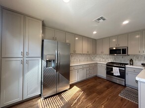 359 Franciscan Way in Oceanside, CA - Building Photo - Building Photo