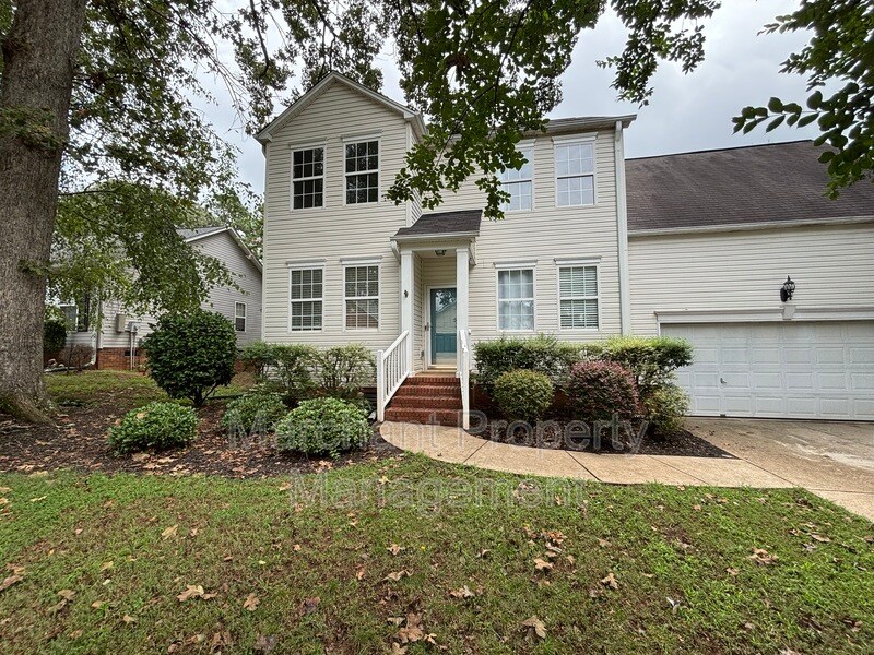 110 Golden Crest Ct in Mauldin, SC - Building Photo