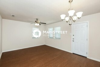 10633 Many Oaks Dr in Fort Worth, TX - Building Photo - Building Photo