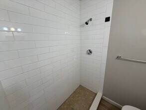 4 Kingsley Terrace in Lynn, MA - Building Photo - Building Photo