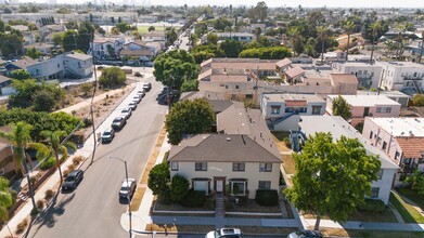 807 Belmont Ave in Long Beach, CA - Building Photo - Building Photo