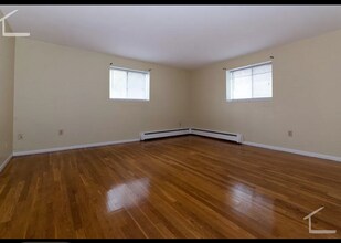 121 Tremont St, Unit B3 in Boston, MA - Foto de edificio - Building Photo