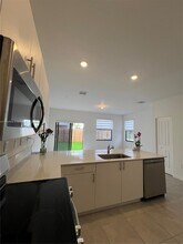 12725 SW 234th Ter in Homestead, FL - Foto de edificio - Building Photo