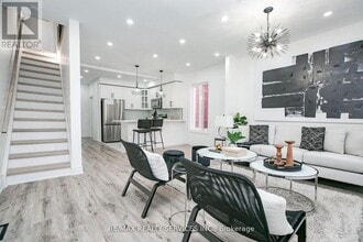 20 Somerset Ave in Hamilton, ON - Building Photo - Building Photo