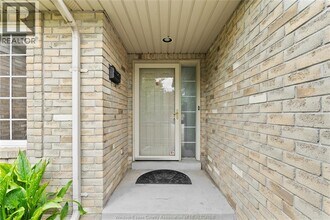 816 Virginia Park Ct in Windsor, ON - Building Photo - Building Photo