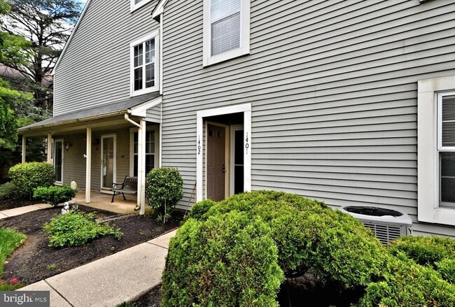 property at 1401 Society Pl