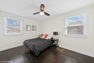 10005 S Calhoun Ave in Chicago, IL - Building Photo - Building Photo