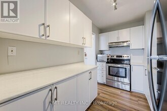 40 Homewood Ave in Toronto, ON - Building Photo - Building Photo