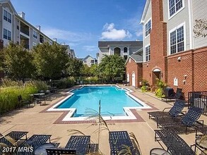 4860 Eisenhower Ave in Alexandria, VA - Building Photo - Building Photo