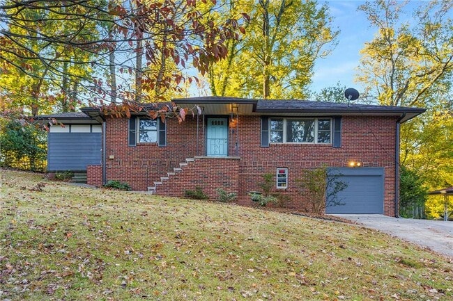 property at 436 Grady Pl