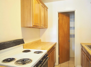 2424 Park Blvd-Unit -4 in Oakland, CA - Building Photo - Building Photo