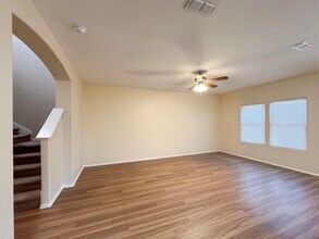 4426 Gloria Dr in Laredo, TX - Building Photo - Building Photo