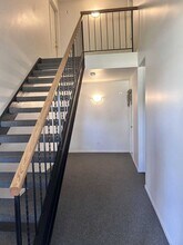 270 Crestview Dr in Wauconda, IL - Building Photo - Building Photo