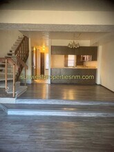 1086 E Navajo St in Farmington, NM - Building Photo - Building Photo