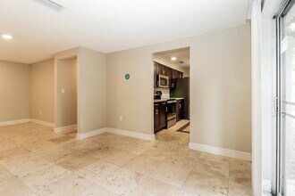 4102 N Bay Hills Blvd in Safety Harbor, FL - Building Photo - Building Photo