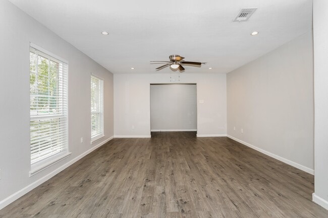 24707 Wilderness Rd in Spring, TX - Building Photo - Building Photo