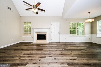 394 Summer Hill Cir in Stockbridge, GA - Building Photo - Building Photo