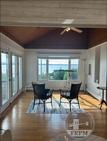 236 Atlantic Blvd in Fall River, MA - Building Photo