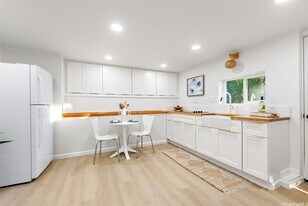 1570 Ohu St, Unit B in Honolulu, HI - Building Photo