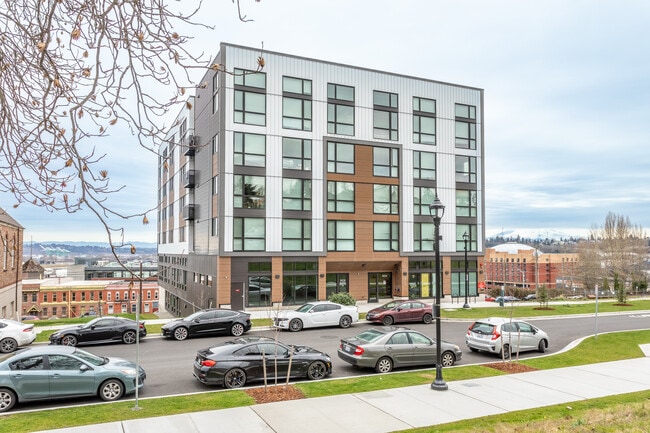 Ellis Apartments