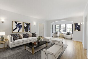 529-41 W Wellington in Chicago, IL - Building Photo