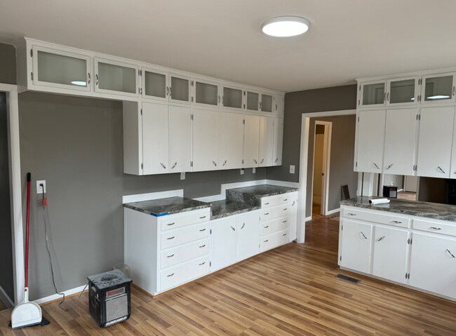 733 E Country Rd in Columbus, KS - Building Photo - Building Photo