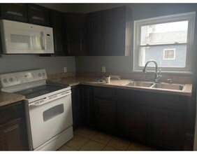 1178 Main St in Pittston, PA - Building Photo - Building Photo