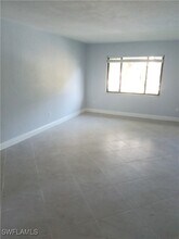1460 Green Valley Cir in Naples, FL - Building Photo - Building Photo