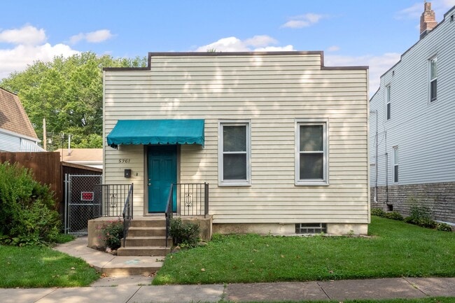 5361 Gilson Ave in St. Louis, MO - Building Photo - Building Photo