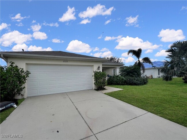 2222 NE 15th Terrace in Cape Coral, FL - Building Photo - Building Photo