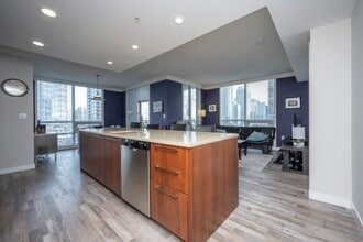 1118-712 12 Ave SW in Calgary, AB - Building Photo - Building Photo