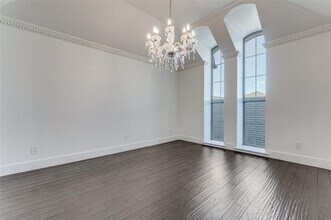 5820 Orchid Ln in Dallas, TX - Building Photo - Building Photo