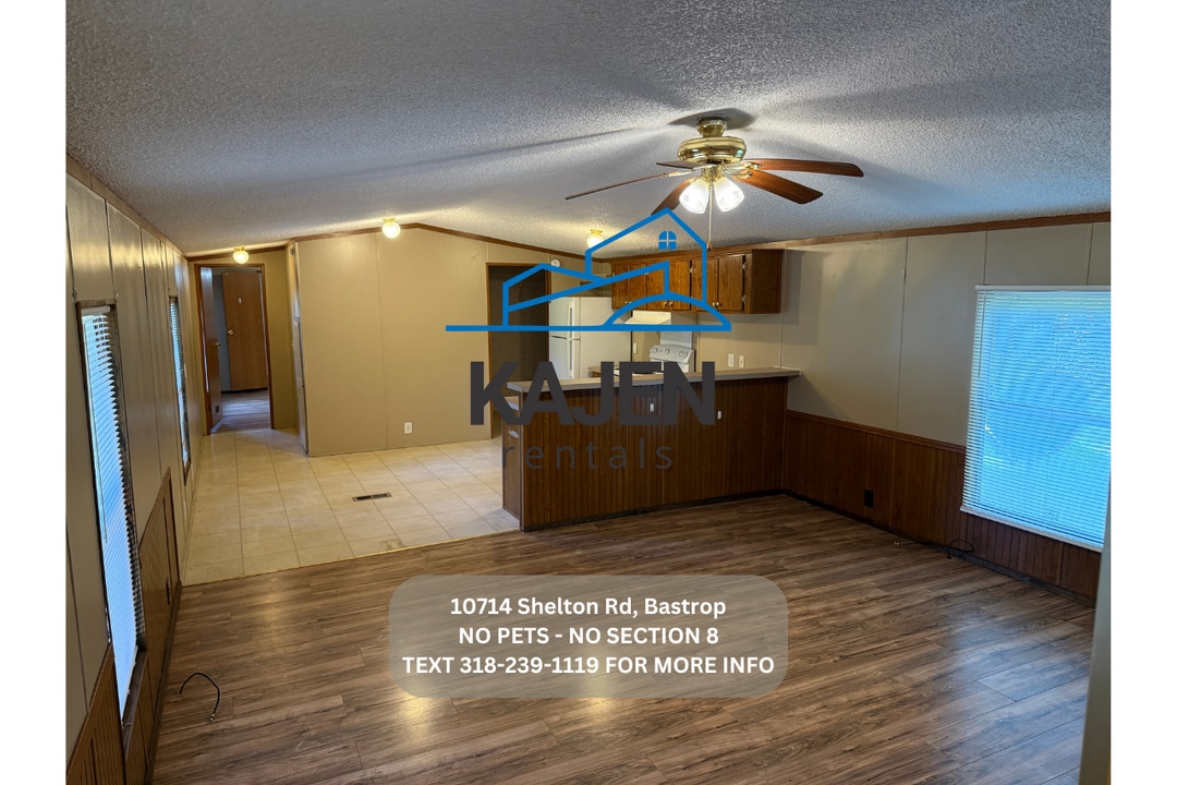 10714 Shelton Rd in Bastrop, LA - Building Photo