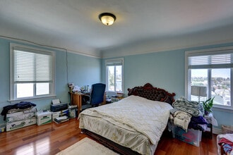 1140 S Rimpau Blvd in Los Angeles, CA - Building Photo - Building Photo