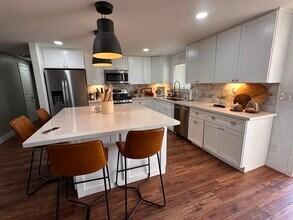 14027 N 32nd St in Phoenix, AZ - Building Photo - Building Photo