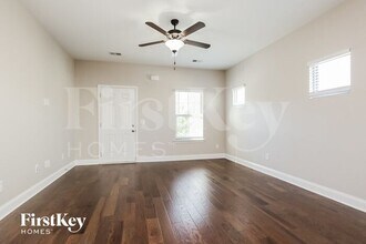 175 Bexley Way in White House, TN - Building Photo - Building Photo
