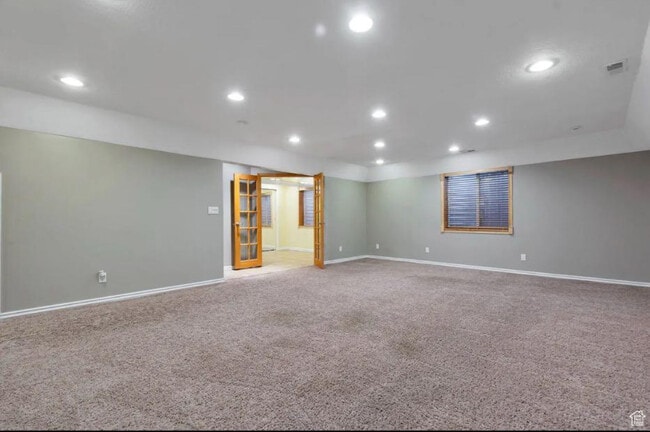 property at 6986 Jordan Cl Cir