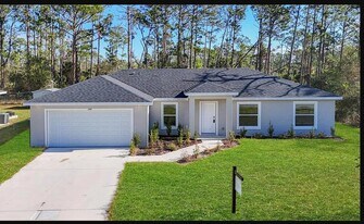 1492 Biscayne Dr in Port Charlotte, FL - Building Photo