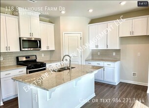 118 Stillhouse Farm Dr in Graham, NC - Building Photo - Building Photo
