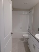 5428 Amaryllis Garden St in Apollo Beach, FL - Building Photo - Building Photo