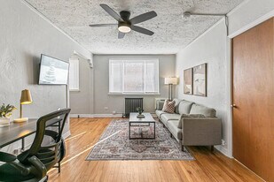 1666 Detroit St in Denver, CO - Building Photo